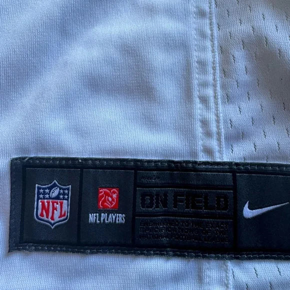 NFL Oakland Raiders Marshawn Lynch White Nike On Field Jersey  Small - Picture 8 of 10